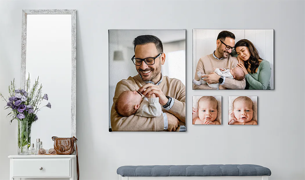 Impresiones en Lienzo Personalizadas de Printerpix|Impresión en lienzo collage de dos amigas encantadas|tamaños de impresión en lienzo|madre besando cariñosamente a su pequeño hijo en impresión en lienzo|pared de galería de impresiones en lienzo|Impresión en lienzo de una pareja disfrutando de sus vacaciones|||||
